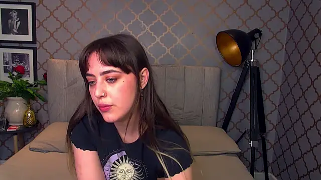 ValentinaBouxBabestation online show from 02-06-25, 01:54