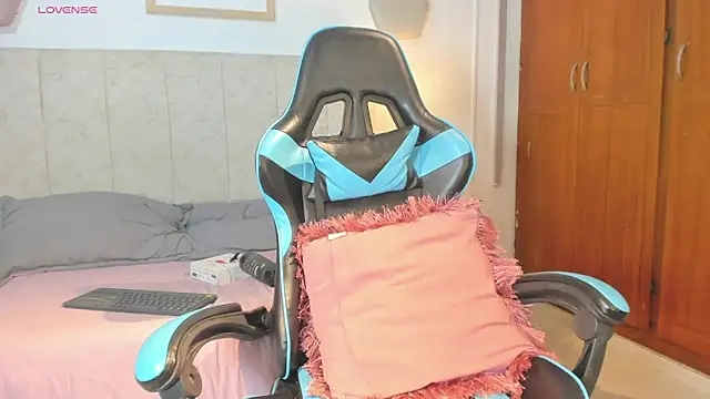  maria foxx  online show from 04-10-26, 04:47