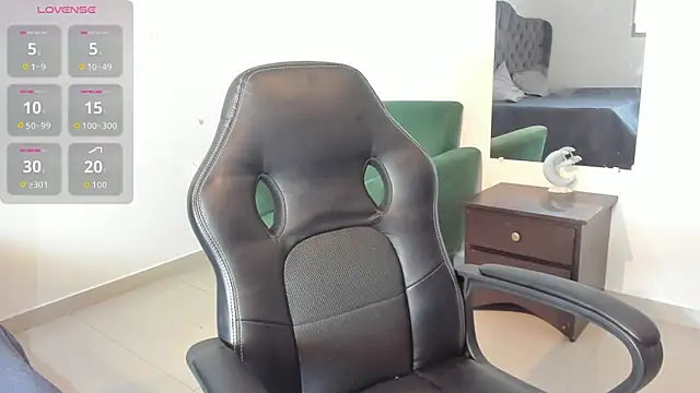  maria foxx  online show from 10-30-25, 06:27