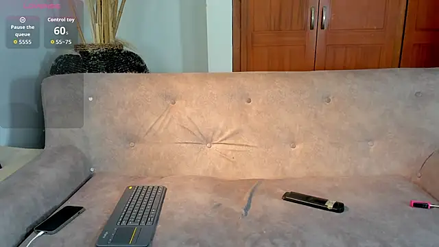  maria foxx  online show from 10-25-25, 07:14