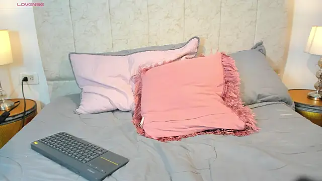  maria foxx  online show from 02-21-26, 12:29