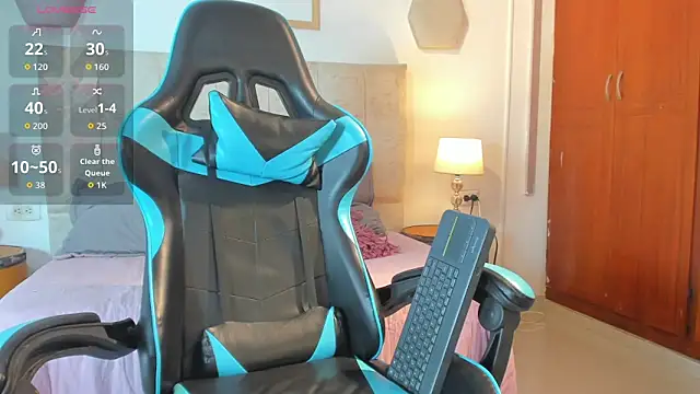  maria foxx  online show from 04-06-26, 05:14