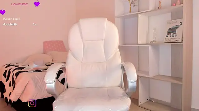 ambx04  online show from 09-13-25, 05:02