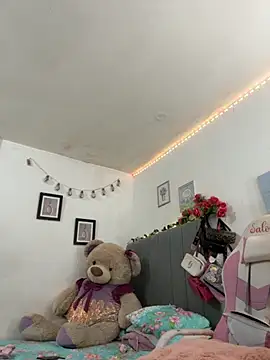 salomegalesoxxx online show from 11-04-25, 11:52