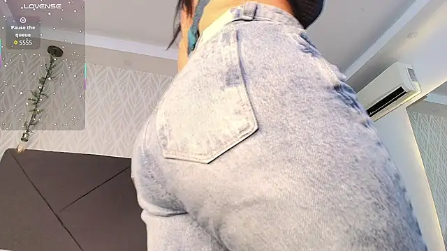 sandy rivas online show from 10-03-25, 01:23