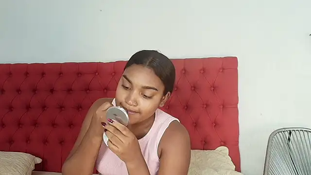 kayna gomez online show from 07-16-26, 07:11