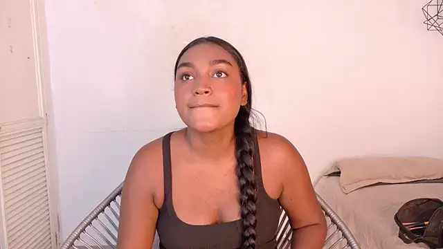 kayna gomez online show from 07-25-26, 07:09