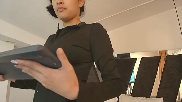 Milkdulce1 online show from 11-06-25, 01:59