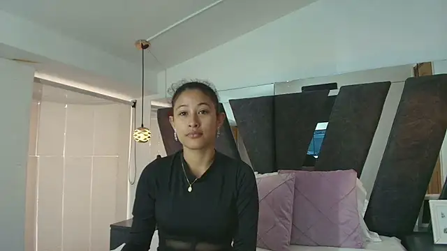 Milkdulce1 online show from 11-24-25, 01:44