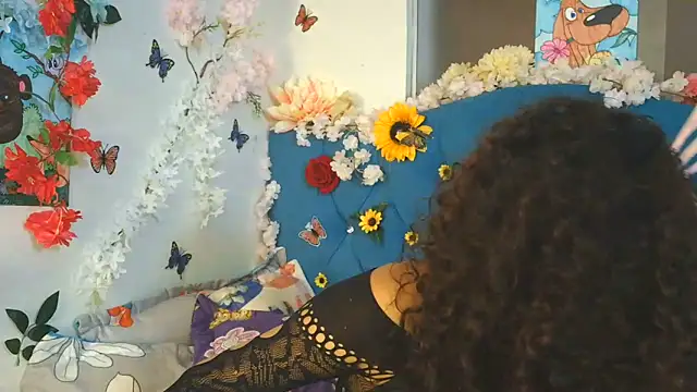 Milkdulce1 online show from 06-09-26, 01:34