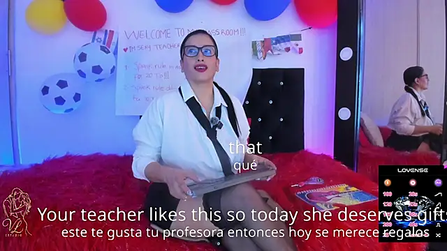 vaiolet triana online show from 06-24-26, 08:39