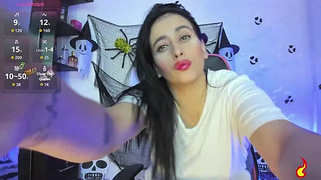 vaiolet triana online show from 10-25-25, 08:09