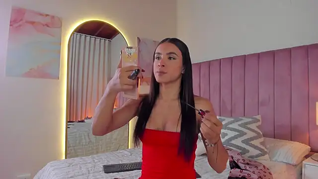 Aleja arango1 online show from 11-28-25, 10:21