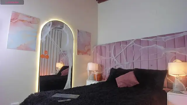 Aleja arango1 online show from 10-27-25, 07:37