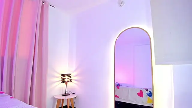 Aleja arango1 online show from 07-11-26, 07:25