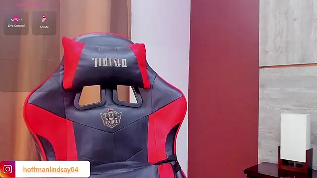 lindsayhoffman18 online show from 02-08-25, 02:27