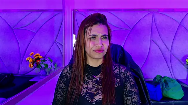 Tammy Blackk online show from 10-16-25, 04:32