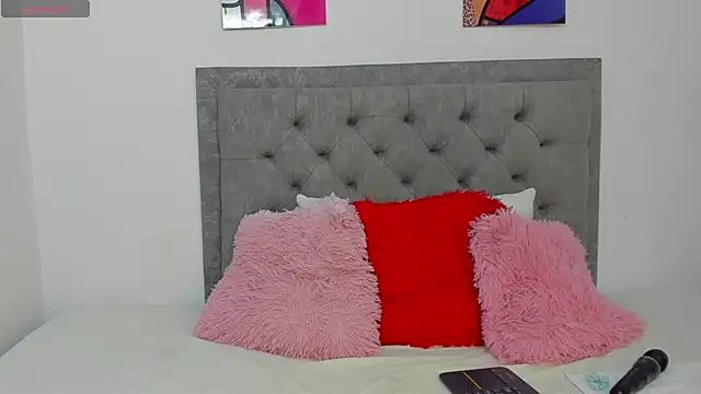 nahomy rosse 11 online show from 12-10-24, 11:40