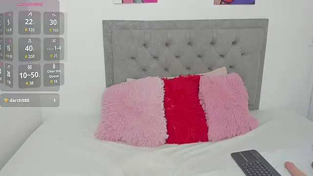 nahomy rosse 11 online show from 02-03-25, 10:43