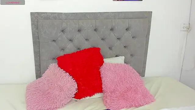 nahomy rosse 11 online show from 12-05-24, 12:47