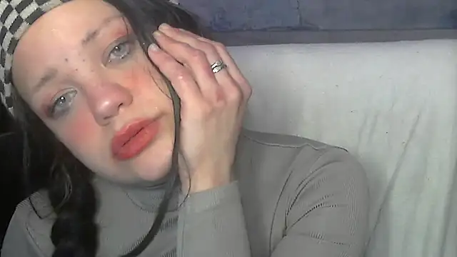 Snapshot of iva_spirit chatting on 01-15-25, 12:58 iva spirit online show from 01-15-25, 12:58