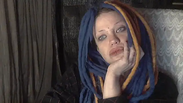 Snapshot of iva_spirit chatting on 12-12-24, 03:32 iva spirit online show from 12-12-24, 03:32