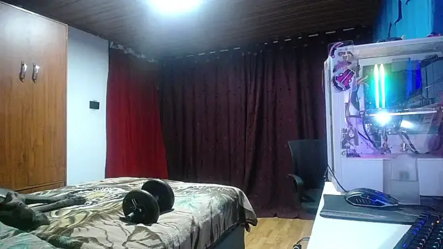 Snapshot of esjrobles chatting on 03-22-25, 01:11 esjrobles online show from 03-22-25, 01:11