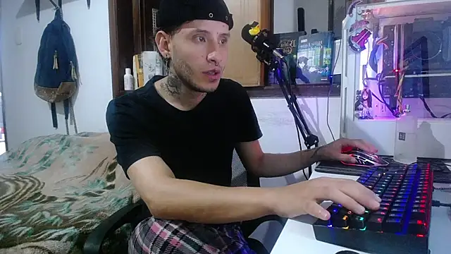 Snapshot of esjrobles chatting on 02-26-25, 08:15 esjrobles online show from 02-26-25, 08:15