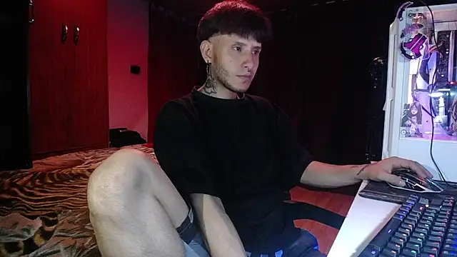 Snapshot of esjrobles chatting on 03-17-25, 02:52 esjrobles online show from 03-17-25, 02:52