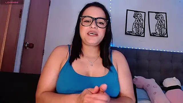 Snapshot of maraa_lee chatting on 03-04-25, 07:43 maraa lee online show from 03-04-25, 07:43
