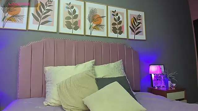 Snapshot of Arianny_DH chatting on 02-09-25, 04:25 Arianny DH online show from 02-09-25, 04:25