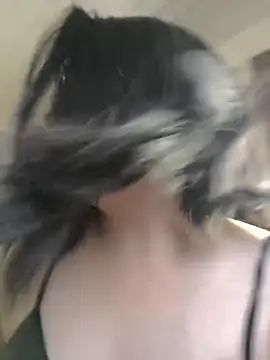 Bella fournier online show from 03-22-26, 04:05