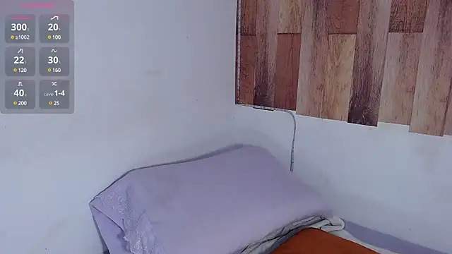 Raven Whisper online show from 01-31-25, 06:47