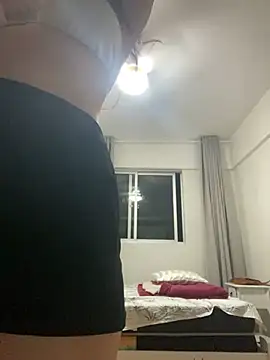 Snapshot of Morguissz chatting on 12-30-24, 02:53 Morguissz online show from 12-30-24, 02:53