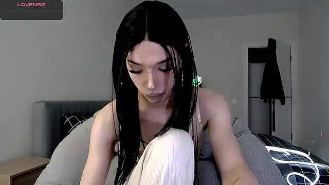 Dasha M online show from 10-15-25, 10:23