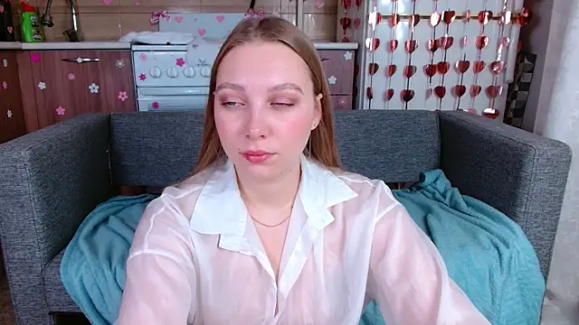 bellaa love  online show from 02-05-26, 12:06