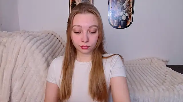 bellaa love  online show from 04-14-26, 12:26