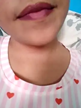 Snapshot of Anki-doll chatting on 06-16-26, 05:40 Anki-doll online show from 06-16-26, 05:40