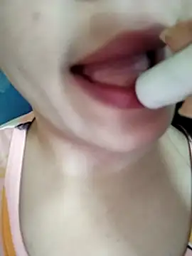 Anki-doll online show from 10-18-25, 05:42
