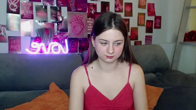 MilanaRoza online show from 11-30-25, 08:04