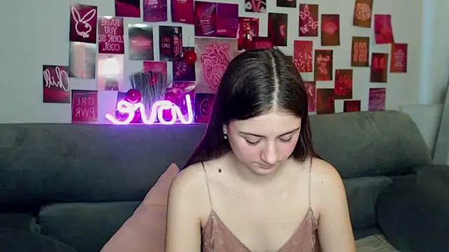 MilanaRoza online show from 11-16-25, 06:07