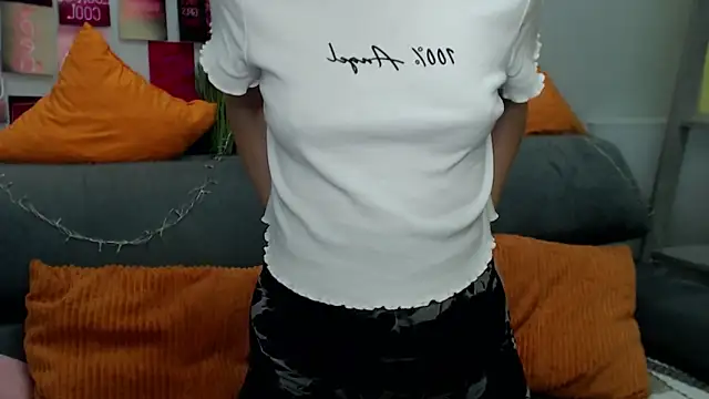 MilanaRoza online show from 10-26-25, 05:57