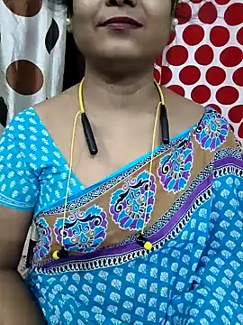 Snapshot of yoursweety09 chatting on 07-02-26, 12:00 yoursweety09 online show from 07-02-26, 12:00