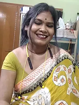 Snapshot of yoursweety09 chatting on 05-02-26, 06:51 yoursweety09 online show from 05-02-26, 06:51