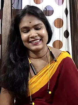 Snapshot of yoursweety09 chatting on 05-23-26, 07:29 yoursweety09 online show from 05-23-26, 07:29
