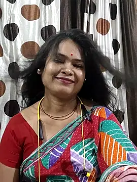 Snapshot of yoursweety09 chatting on 05-18-26, 11:53 yoursweety09 online show from 05-18-26, 11:53