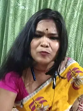 yoursweety09 online show from 12-22-25, 08:36