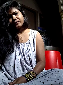 yoursweety09 online show from 03-11-25, 02:21