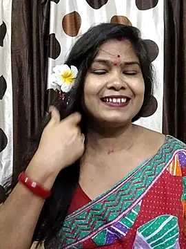 Snapshot of yoursweety09 chatting on 07-23-26, 07:49 yoursweety09 online show from 07-23-26, 07:49