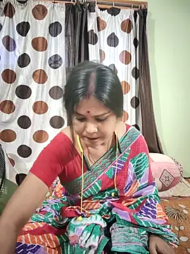 Snapshot of yoursweety09 chatting on 04-30-26, 07:48 yoursweety09 online show from 04-30-26, 07:48